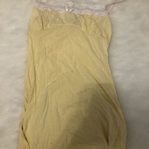 Yellow nightie